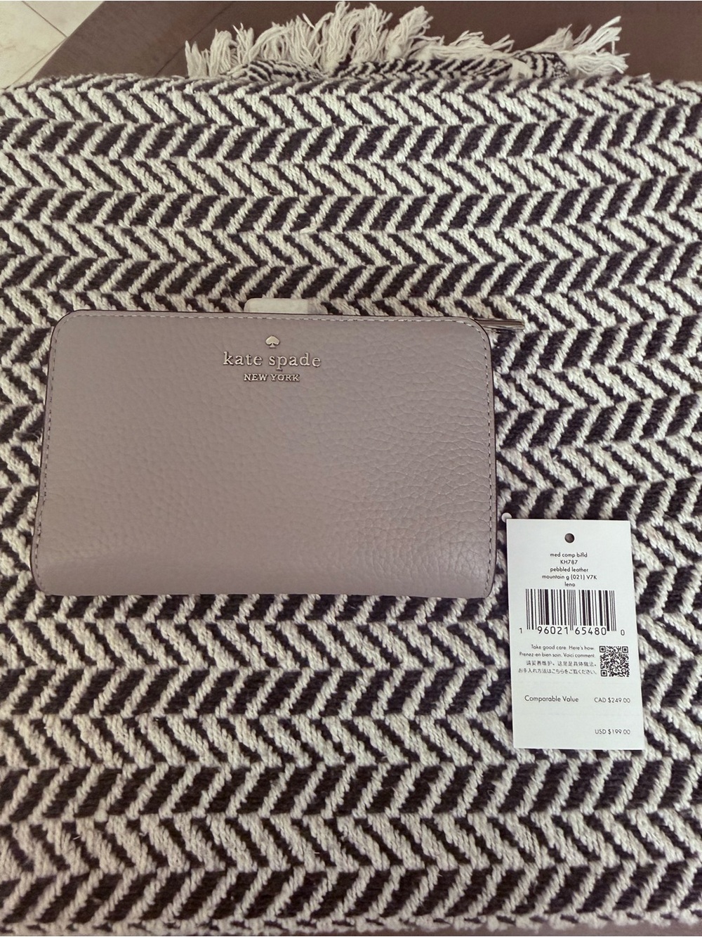 Kate Spade New York Pebbled Leather Compact Zip Wallet